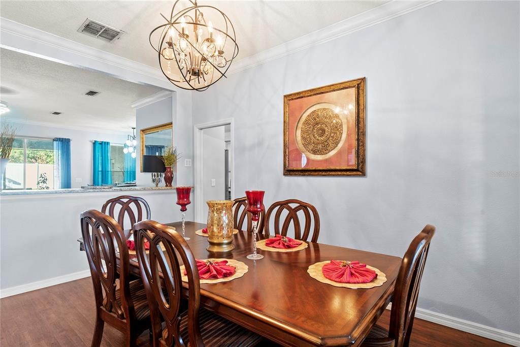 En Venta: $570,000 (4 camas, 4 baños, 3171 Pies cuadrados)