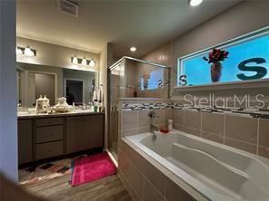 For Sale: $380,000 (4 beds, 2 baths, 1715 Square Feet)