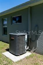 For Sale: $380,000 (4 beds, 2 baths, 1715 Square Feet)