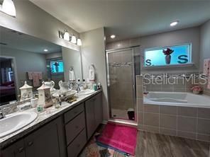 For Sale: $380,000 (4 beds, 2 baths, 1715 Square Feet)
