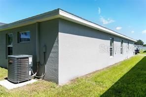 For Sale: $380,000 (4 beds, 2 baths, 1715 Square Feet)