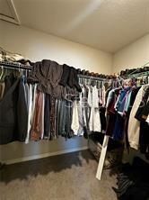 For Sale: $380,000 (4 beds, 2 baths, 1715 Square Feet)