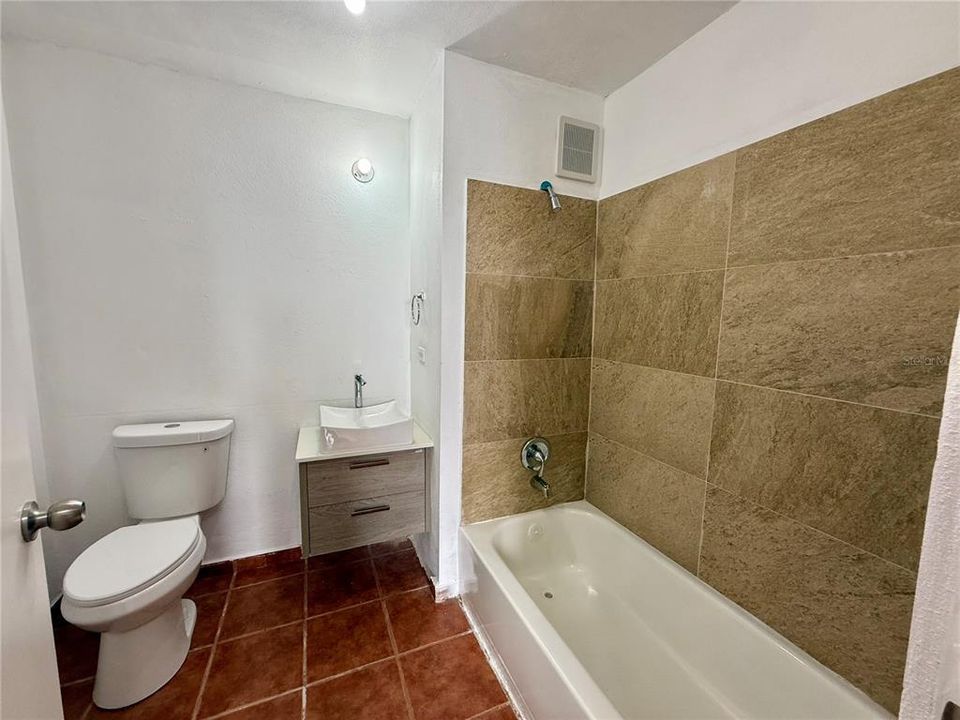 En Venta: $245,000 (3 camas, 2 baños, 0 Pies cuadrados)