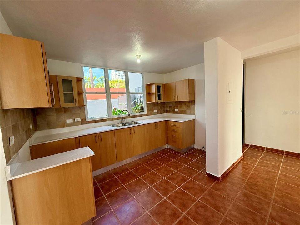 En Venta: $245,000 (3 camas, 2 baños, 0 Pies cuadrados)