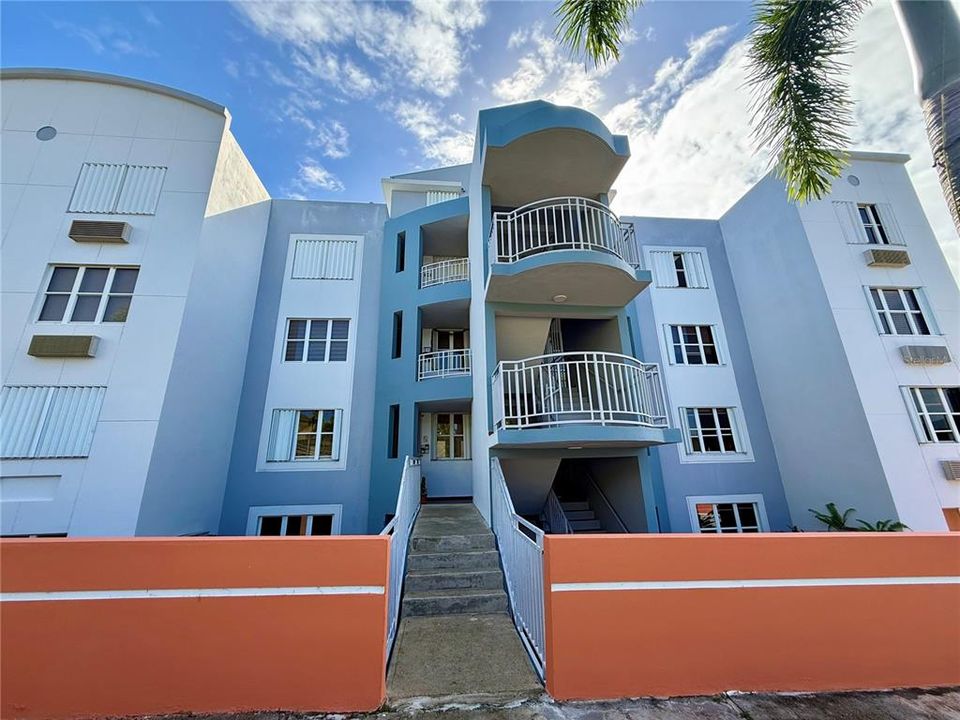 En Venta: $245,000 (3 camas, 2 baños, 0 Pies cuadrados)