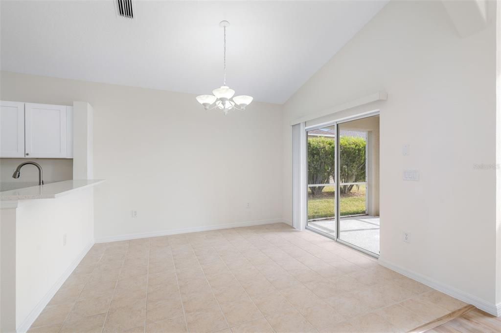 待售: $349,900 (3 贝兹, 2 浴室, 2034 平方英尺)