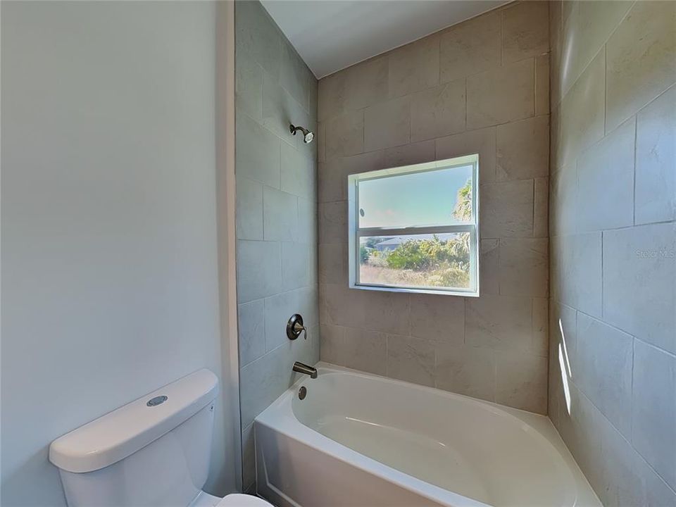 En Venta: $309,900 (3 camas, 2 baños, 1548 Pies cuadrados)