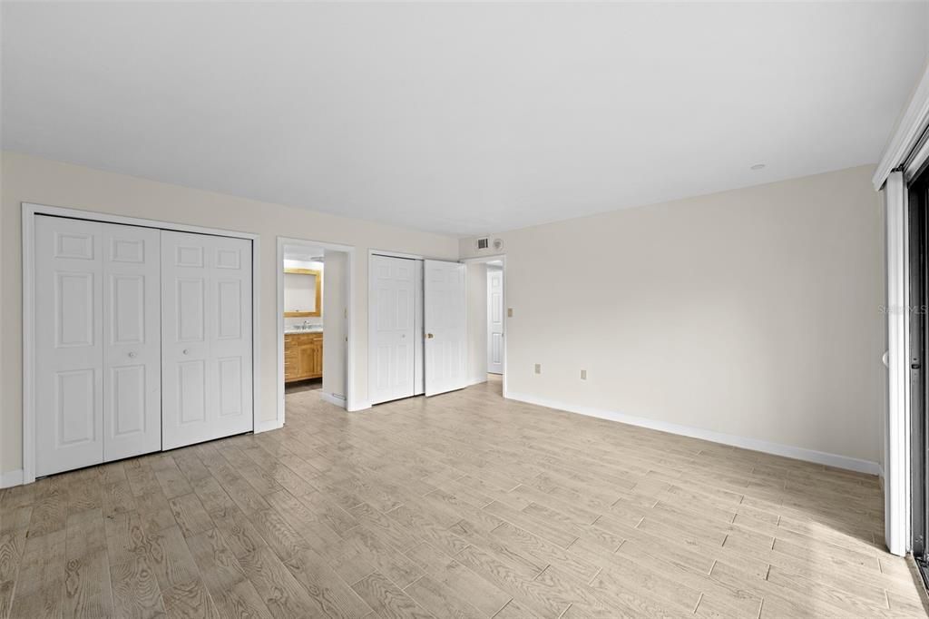 出租: $2,500 (2 贝兹, 2 浴室, 1280 平方英尺)