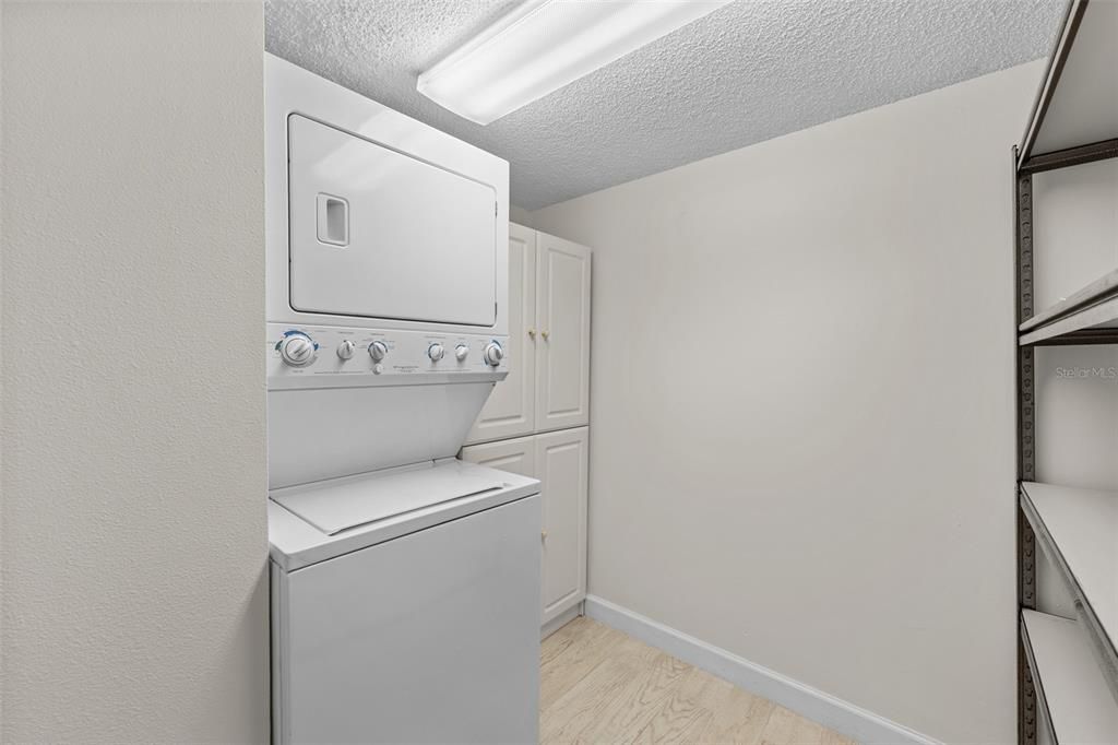 出租: $2,500 (2 贝兹, 2 浴室, 1280 平方英尺)