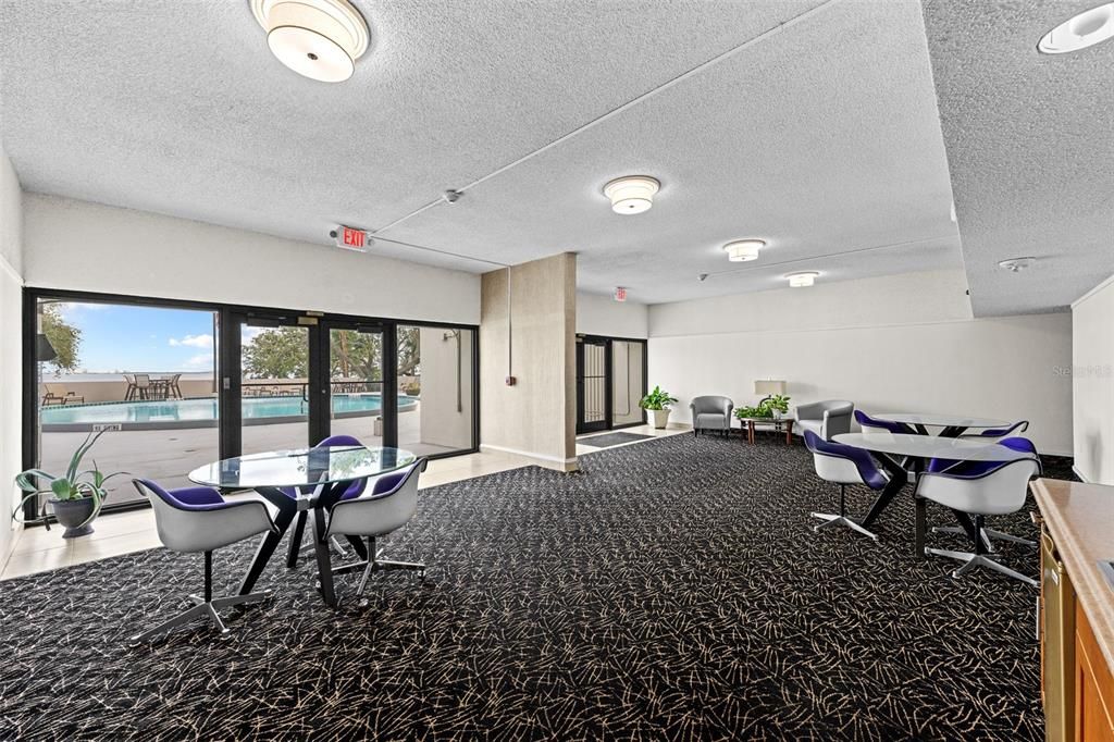 出租: $2,500 (2 贝兹, 2 浴室, 1280 平方英尺)