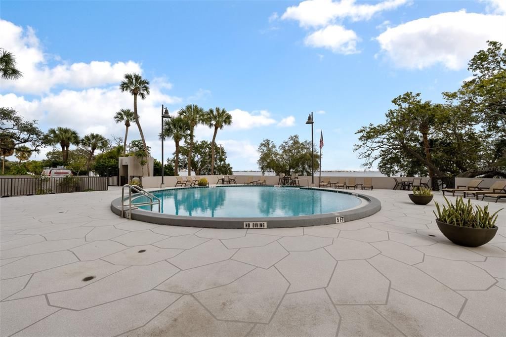 出租: $2,500 (2 贝兹, 2 浴室, 1280 平方英尺)