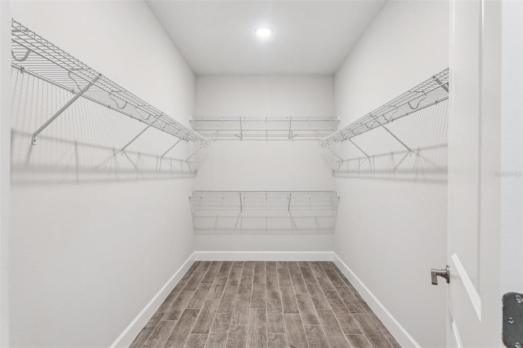 待售: $444,500 (2 贝兹, 2 浴室, 1610 平方英尺)