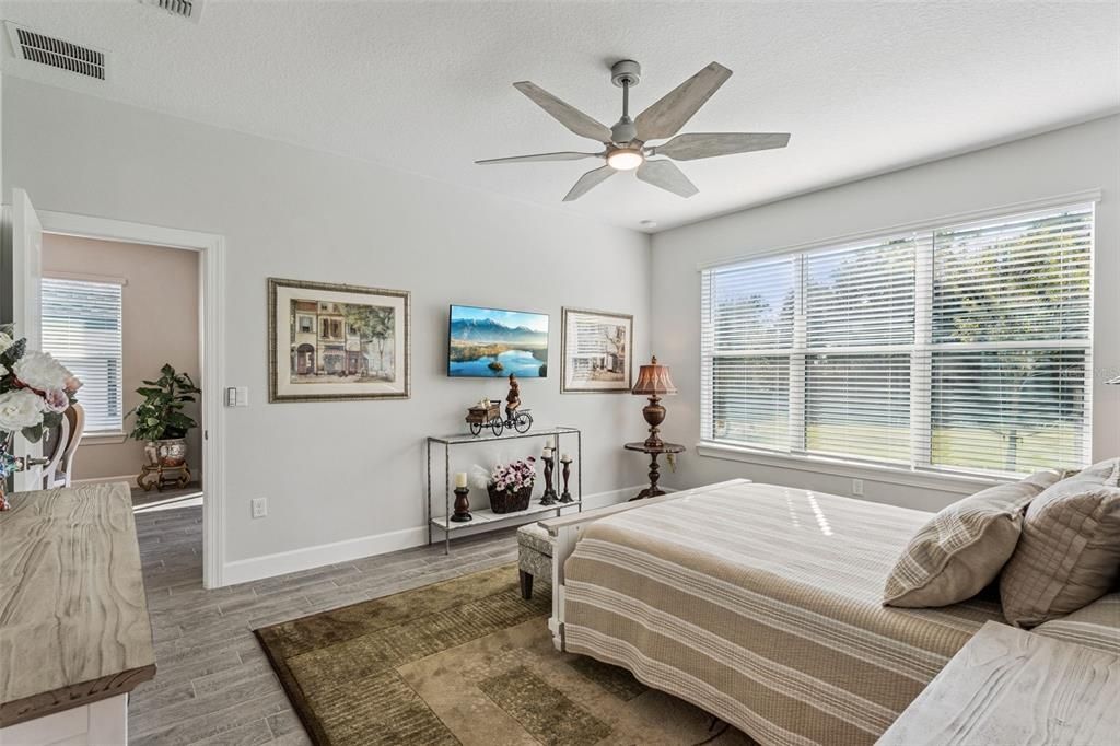 待售: $444,500 (2 贝兹, 2 浴室, 1610 平方英尺)