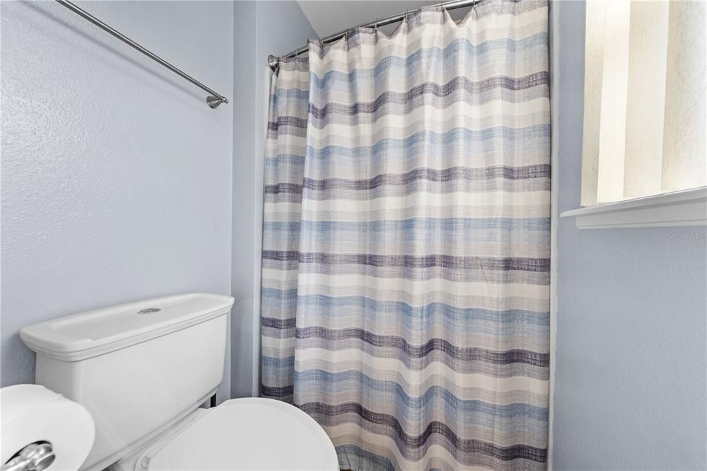 For Sale: $485,000 (4 beds, 2 baths, 2419 Square Feet)