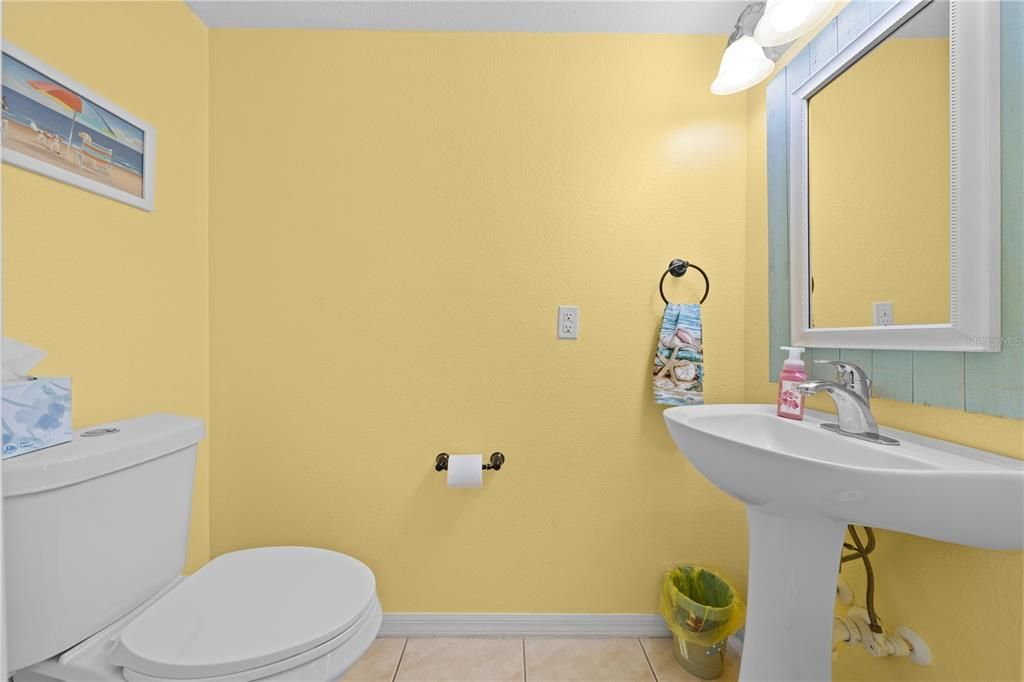 For Sale: $485,000 (4 beds, 2 baths, 2419 Square Feet)