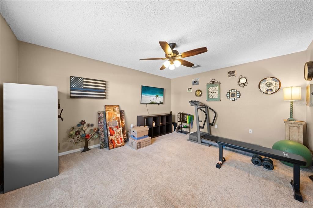 For Sale: $485,000 (4 beds, 2 baths, 2419 Square Feet)