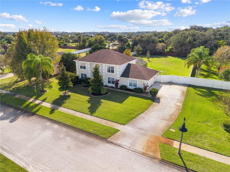 For Sale: $485,000 (4 beds, 2 baths, 2419 Square Feet)