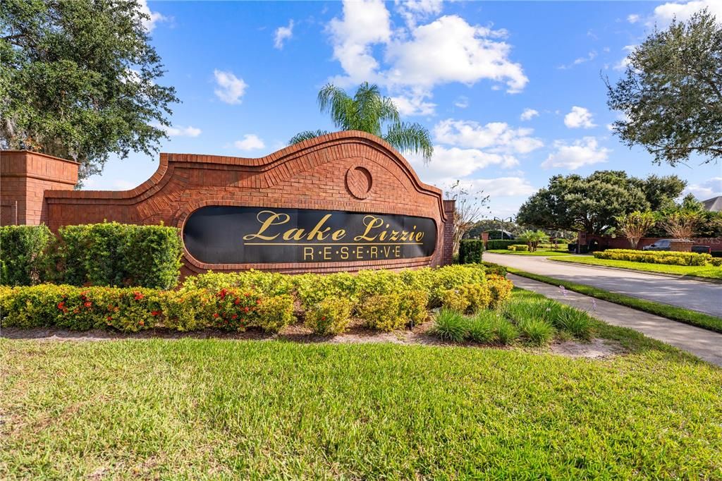 For Sale: $485,000 (4 beds, 2 baths, 2419 Square Feet)