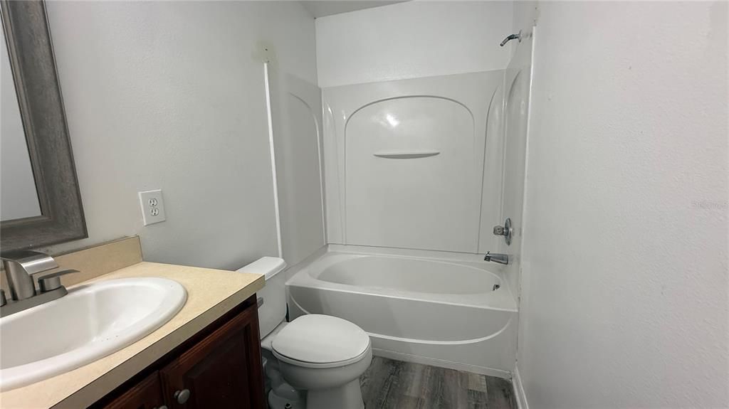 For Sale: $450,660 (5 beds, 3 baths, 3108 Square Feet)