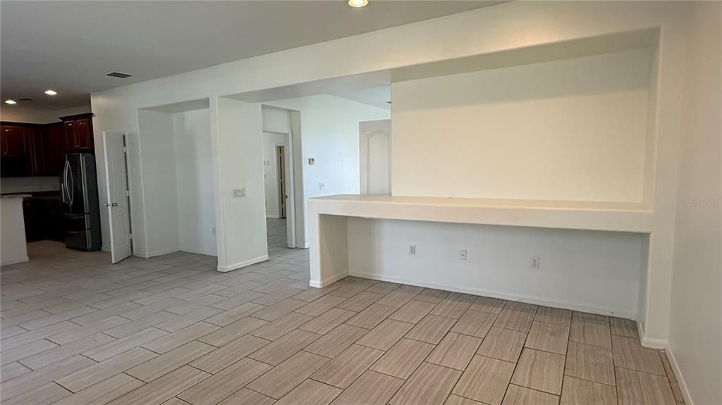 For Sale: $450,660 (5 beds, 3 baths, 3108 Square Feet)