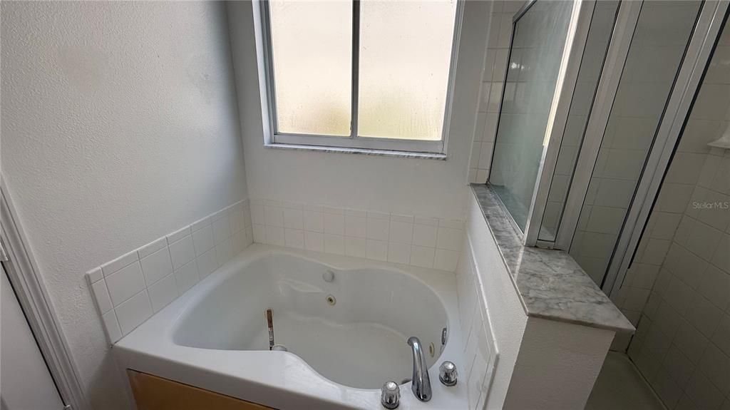 For Sale: $450,660 (5 beds, 3 baths, 3108 Square Feet)