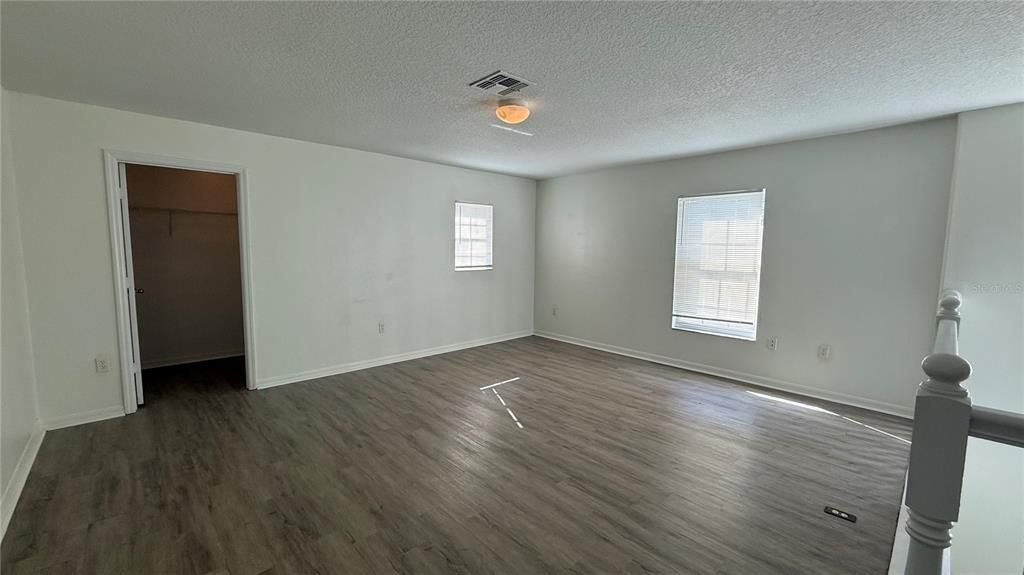 For Sale: $450,660 (5 beds, 3 baths, 3108 Square Feet)