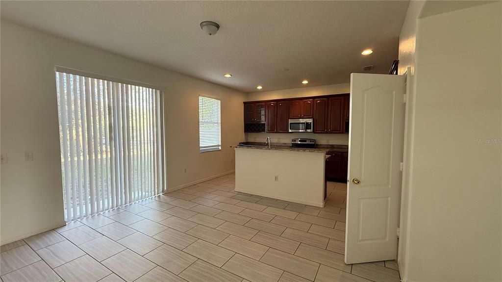 For Sale: $450,660 (5 beds, 3 baths, 3108 Square Feet)