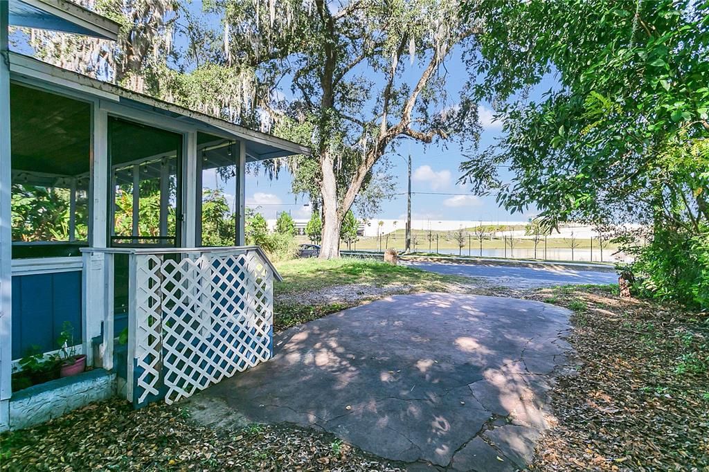 В аренду: $1,650 (2 спален, 1 ванн, 768 Квадратных фут)