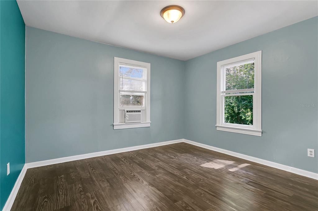 В аренду: $1,650 (2 спален, 1 ванн, 768 Квадратных фут)