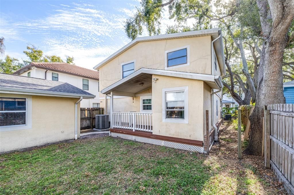 待售: $899,999 (5 贝兹, 5 浴室, 2552 平方英尺)