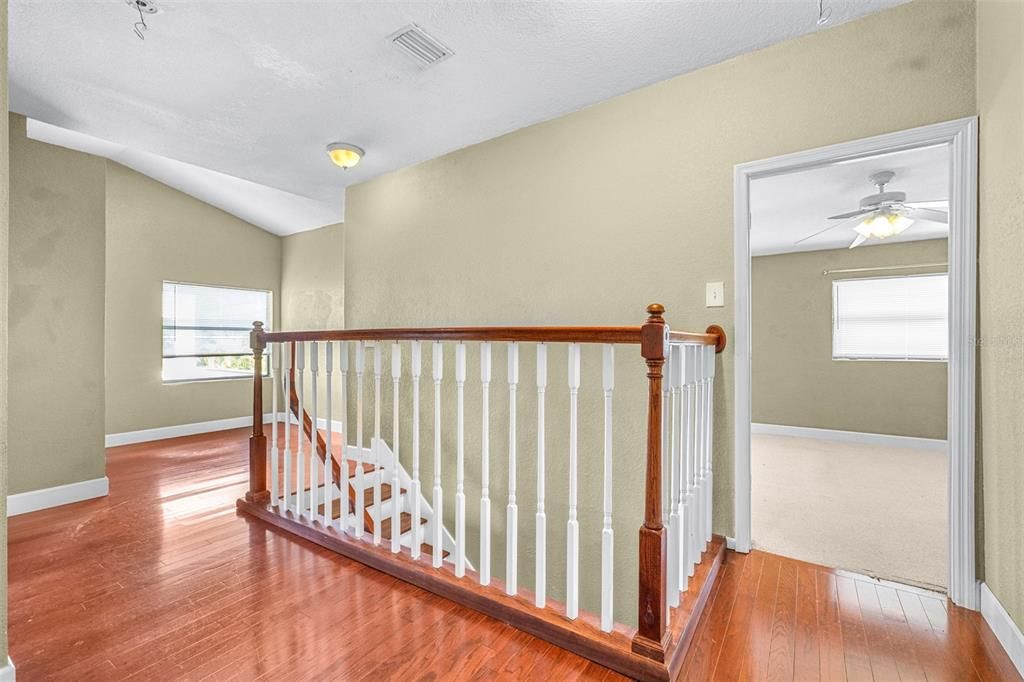 待售: $899,999 (5 贝兹, 5 浴室, 2552 平方英尺)