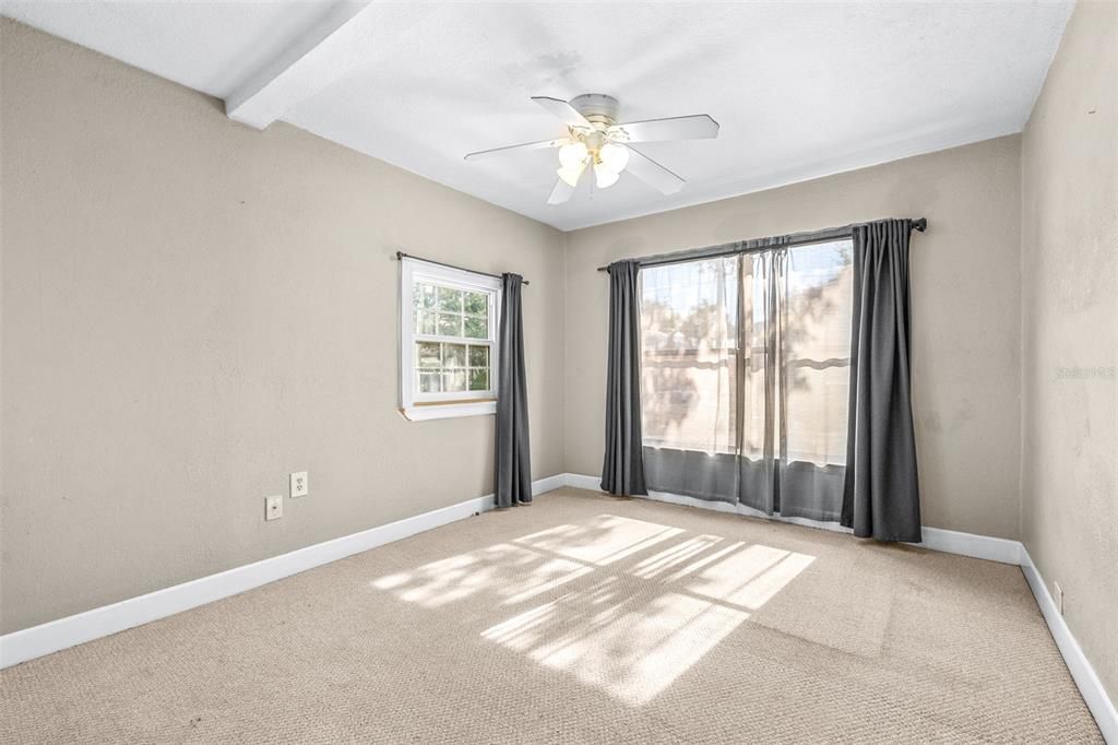 待售: $899,999 (5 贝兹, 5 浴室, 2552 平方英尺)