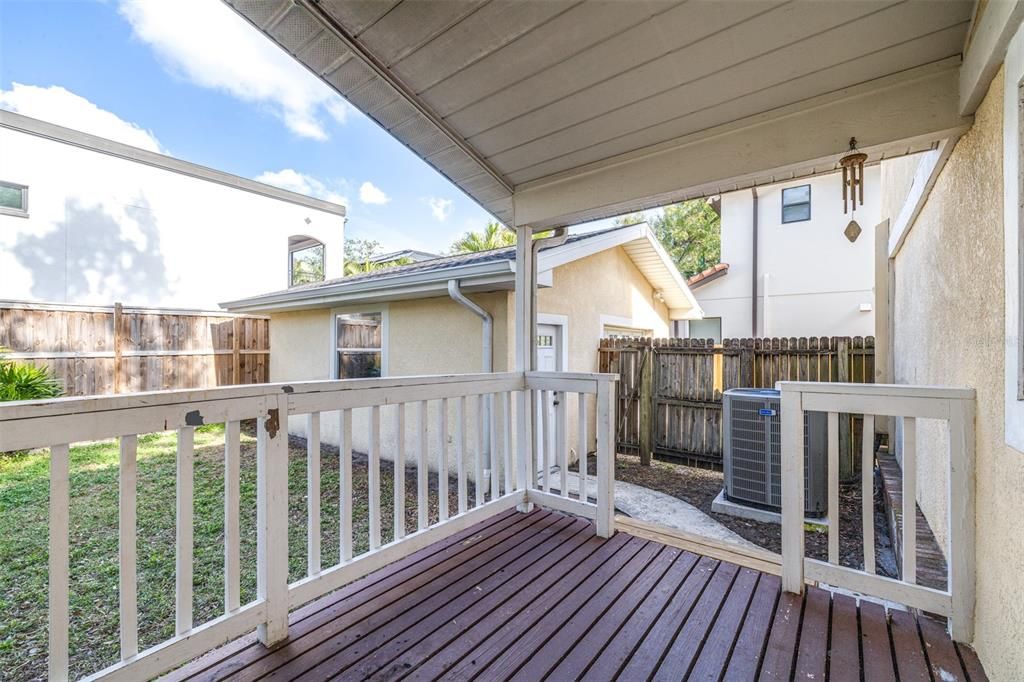 待售: $899,999 (5 贝兹, 5 浴室, 2552 平方英尺)