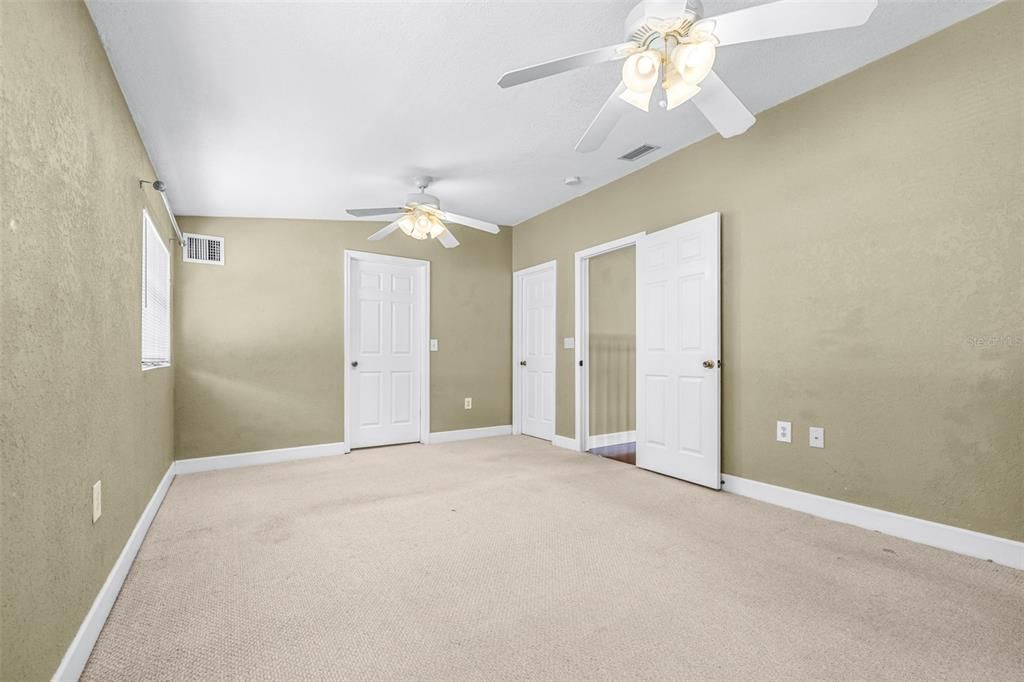 待售: $899,999 (5 贝兹, 5 浴室, 2552 平方英尺)