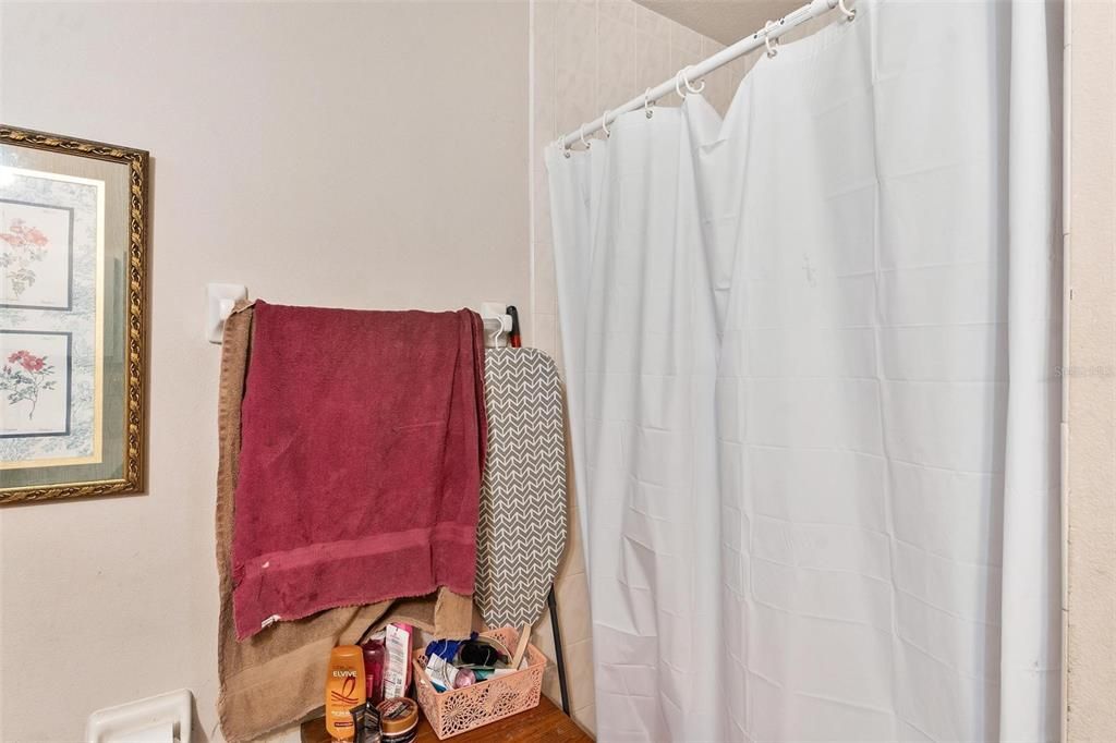 For Sale: $499,000 (3 beds, 2 baths, 1628 Square Feet)