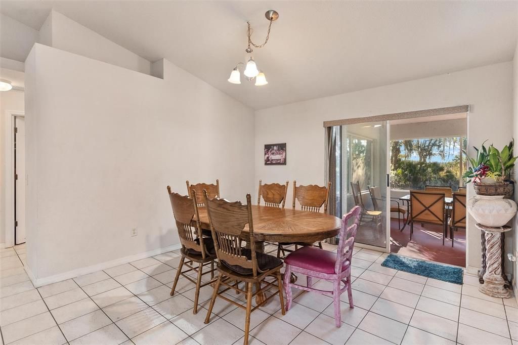 For Sale: $499,000 (3 beds, 2 baths, 1628 Square Feet)