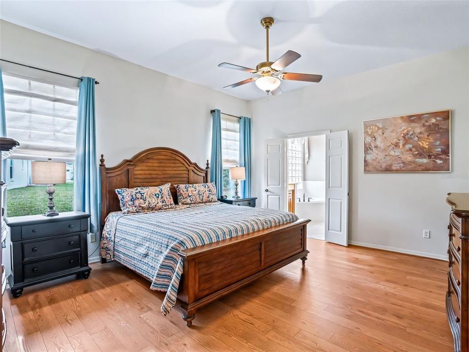 For Sale: $349,900 (3 beds, 2 baths, 1867 Square Feet)