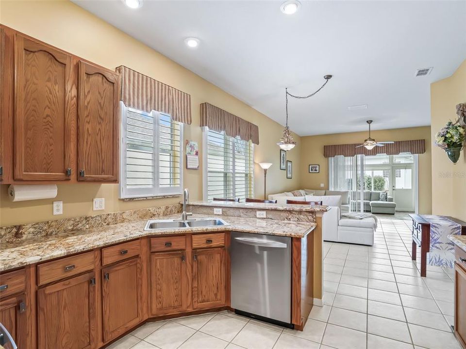 For Sale: $349,900 (3 beds, 2 baths, 1867 Square Feet)