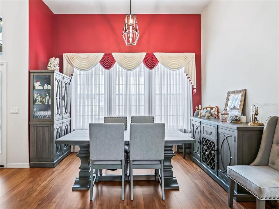 For Sale: $349,900 (3 beds, 2 baths, 1867 Square Feet)