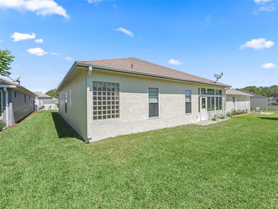 For Sale: $349,900 (3 beds, 2 baths, 1867 Square Feet)