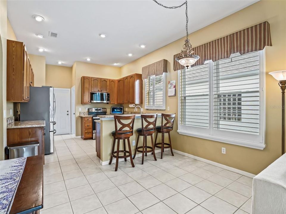 For Sale: $349,900 (3 beds, 2 baths, 1867 Square Feet)