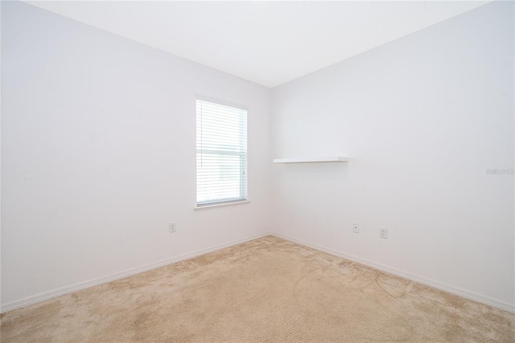 For Rent: $2,250 (3 beds, 2 baths, 1303 Square Feet)