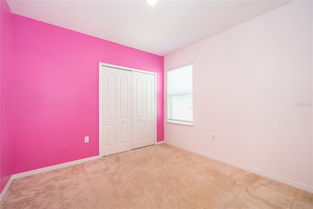 For Rent: $2,250 (3 beds, 2 baths, 1303 Square Feet)