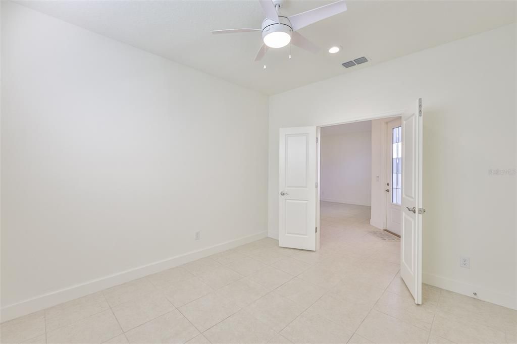 待售: $299,500 (2 贝兹, 2 浴室, 1644 平方英尺)