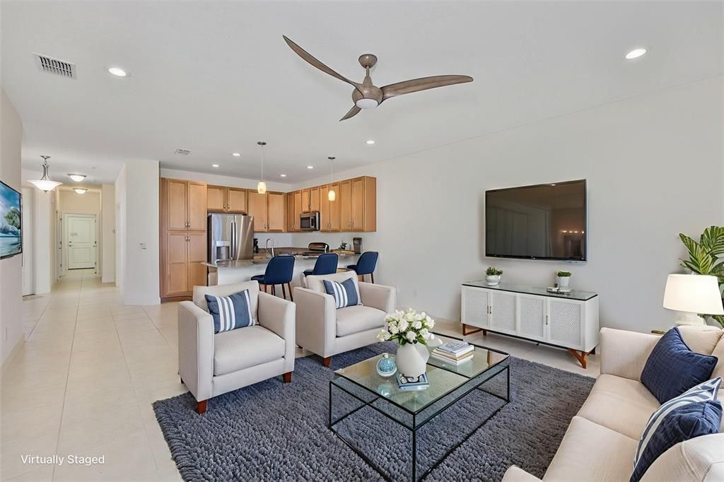 待售: $299,500 (2 贝兹, 2 浴室, 1644 平方英尺)