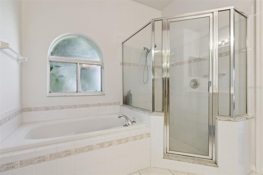 For Sale: $575,000 (4 beds, 2 baths, 2375 Square Feet)