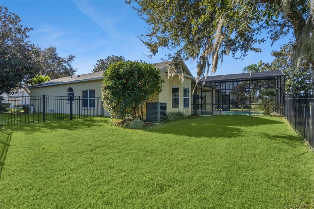 For Sale: $575,000 (4 beds, 2 baths, 2375 Square Feet)