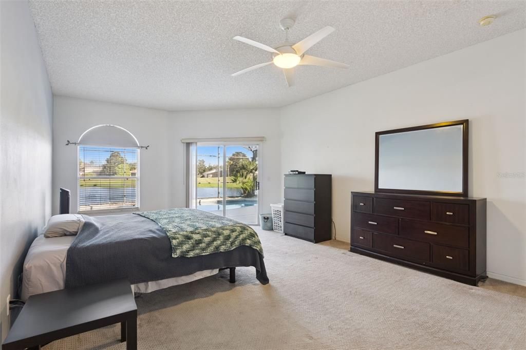 For Sale: $575,000 (4 beds, 2 baths, 2375 Square Feet)