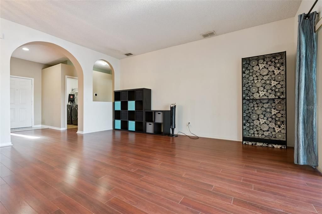 For Sale: $575,000 (4 beds, 2 baths, 2375 Square Feet)