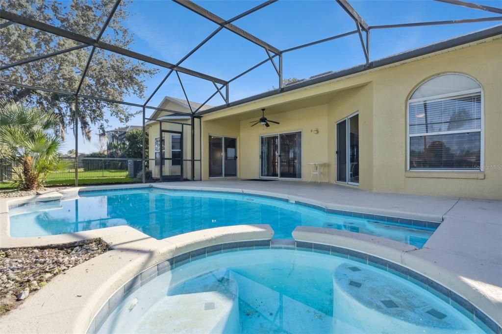 For Sale: $575,000 (4 beds, 2 baths, 2375 Square Feet)